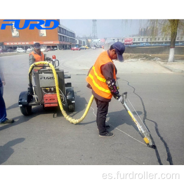 Máquina de reparación de grietas de asfalto: llene las grietas a velocidad de marcha